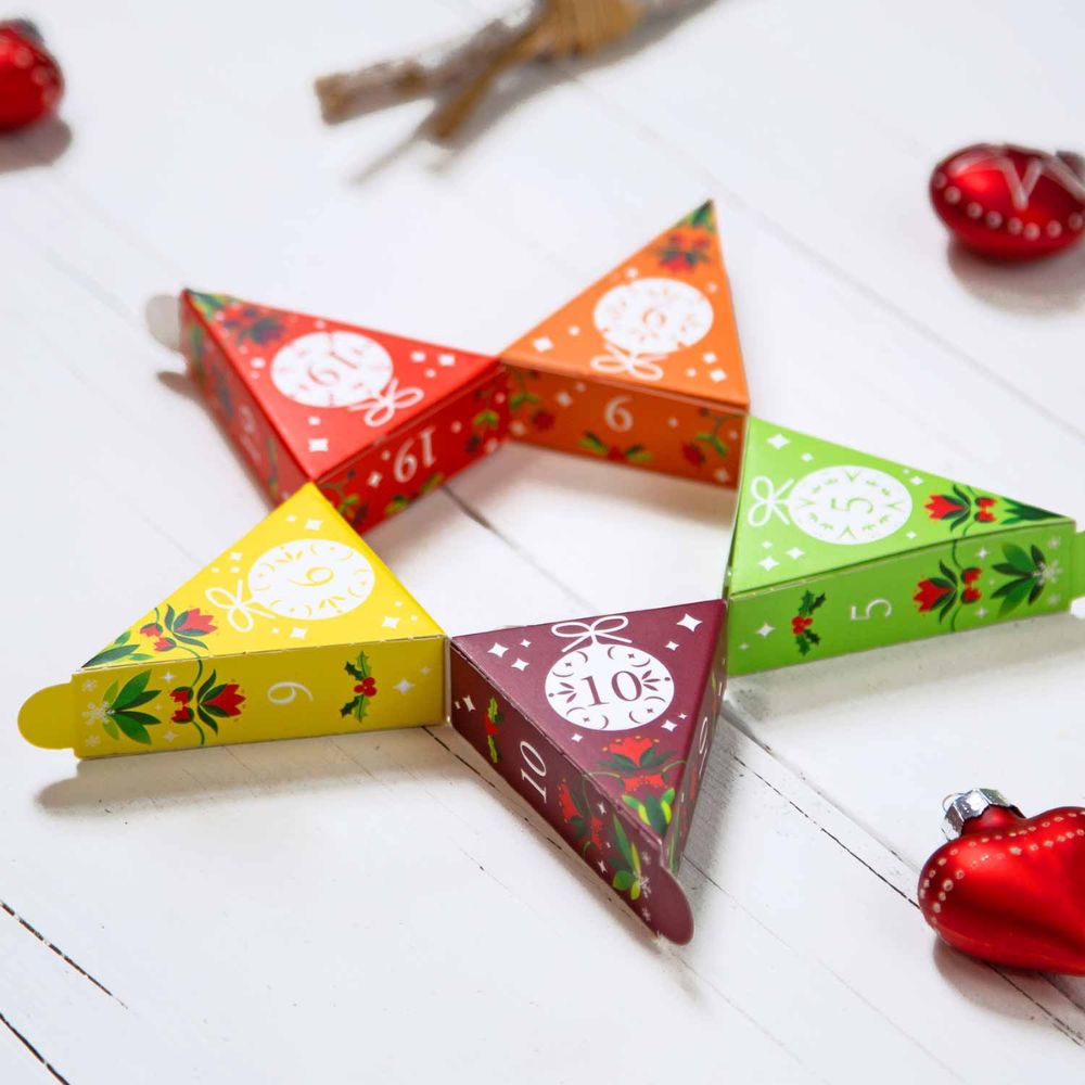 English Tea Shop | Tee Adventskalender „Mosaik weiß“ – BIO, 25 Pyramidenbeutel